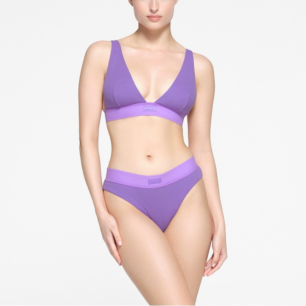 NWT SKIMS Cotton Rib Plunge Bralette